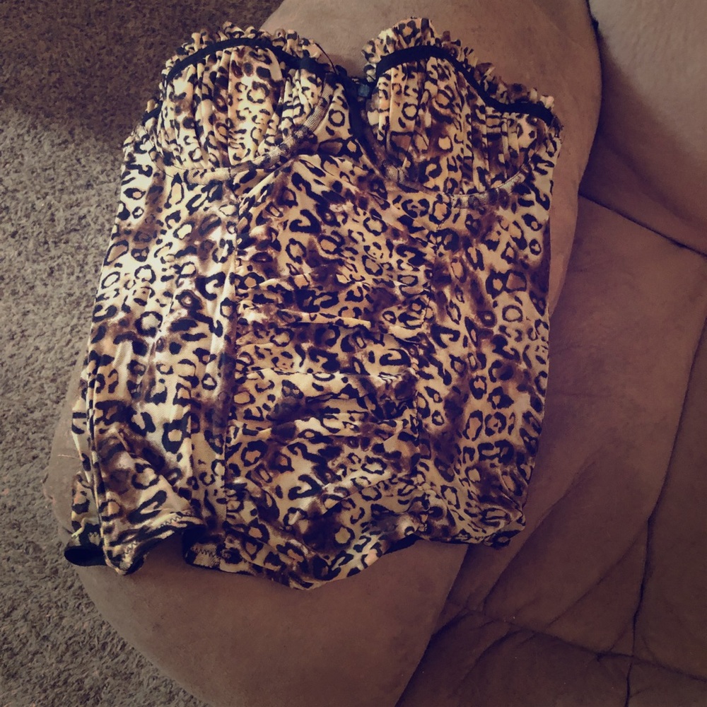 Leopard print corset